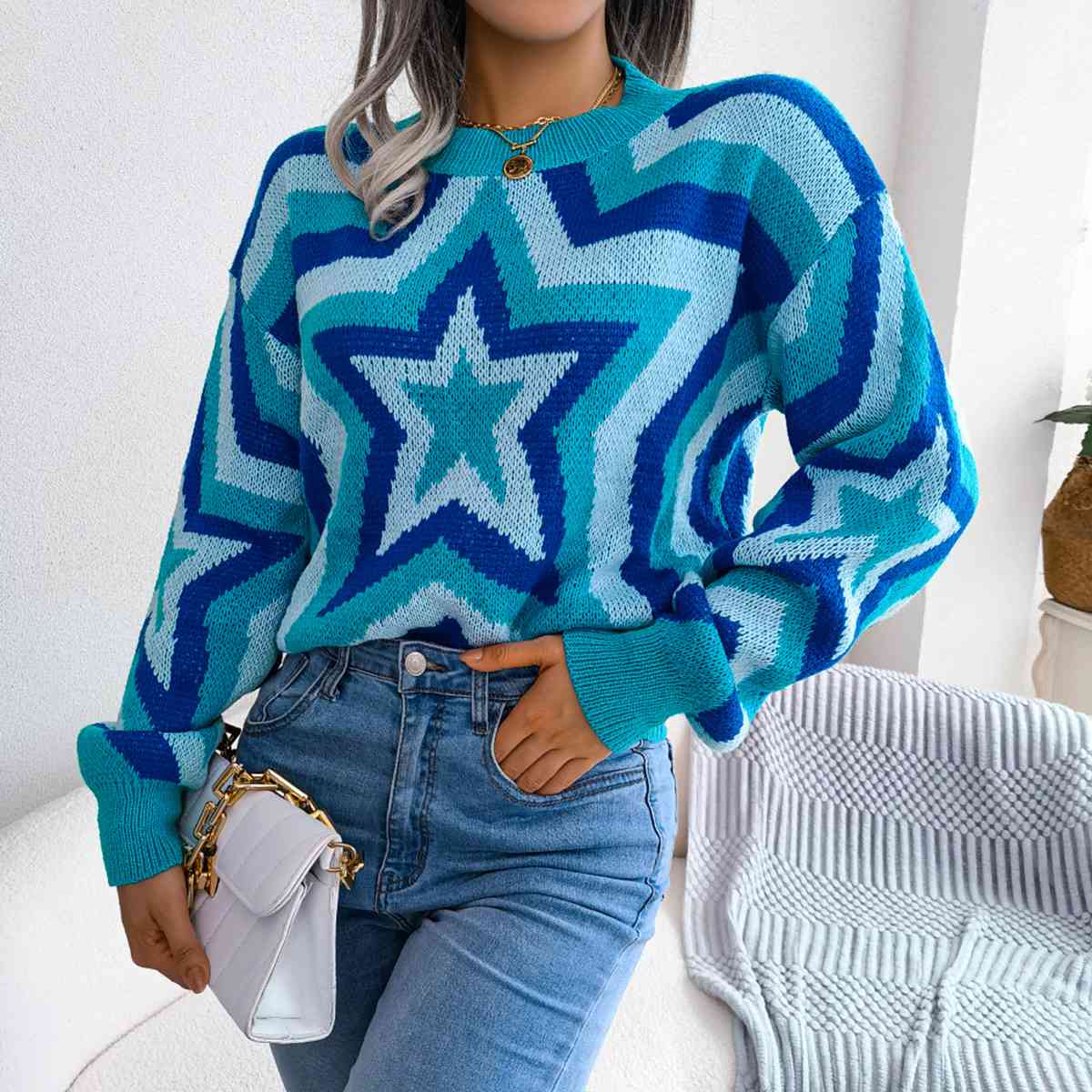 Star Round Neck Sweater