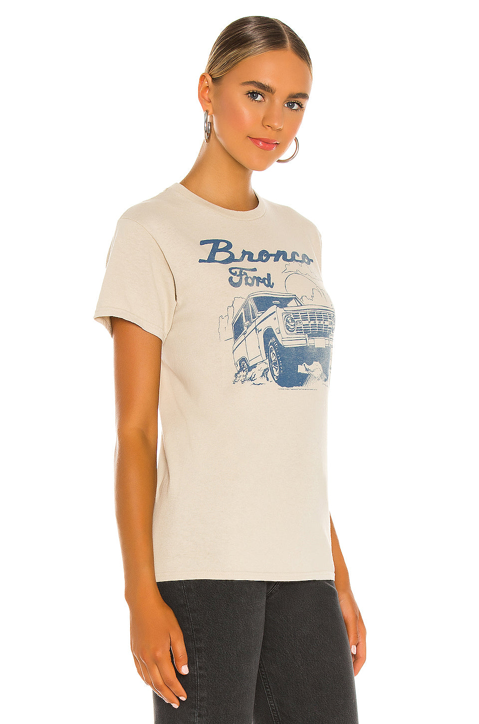 : Classic Vintage Ford Bronco Enjoy The Ride Cars and Trucks  Womens Graphic T-Shirt : Clothing, Shoes & Jewelry